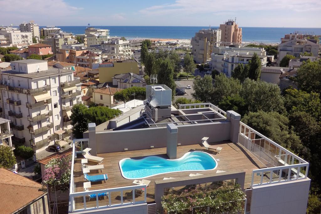Residence Delfina Rimini Exterior foto