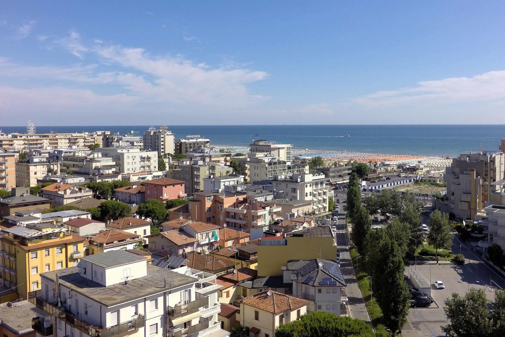 Residence Delfina Rimini Exterior foto